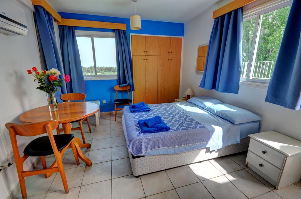 Renos Apartments Polis Kültér fotó