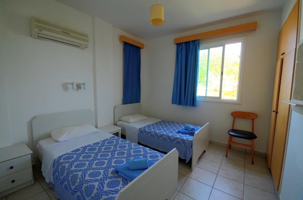 Renos Apartments Polis Kültér fotó