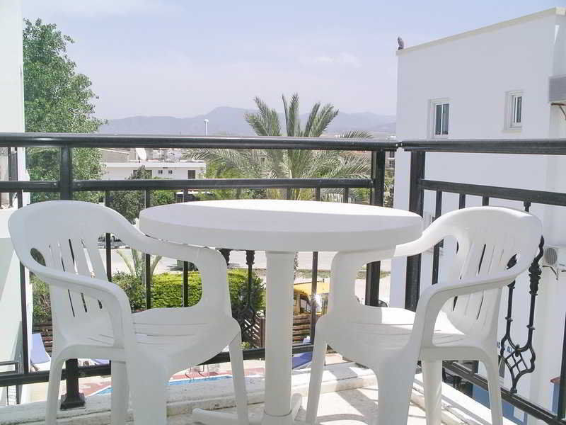 Renos Apartments Polis Kültér fotó